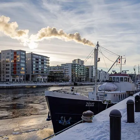 Affordable 2Br In Eclectic Sofo - Construction Work Apartment Stockholm Exterior photo
