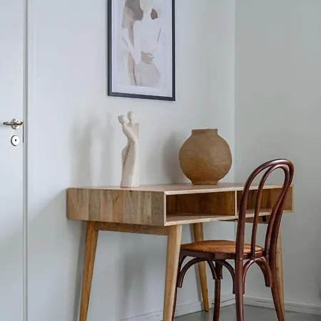Affordable 2Br In Eclectic Sofo - Construction Work Apartment Stockholm Exterior photo